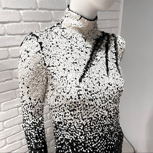 VINTAGE VALENTINO WHITE BLACK OMBRE OVAL SEQUIN SHINY GLOW BRIGHT GLAM LUXURY - Picture 7 of 17